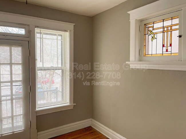 Photo - 2139 Alfred Ave