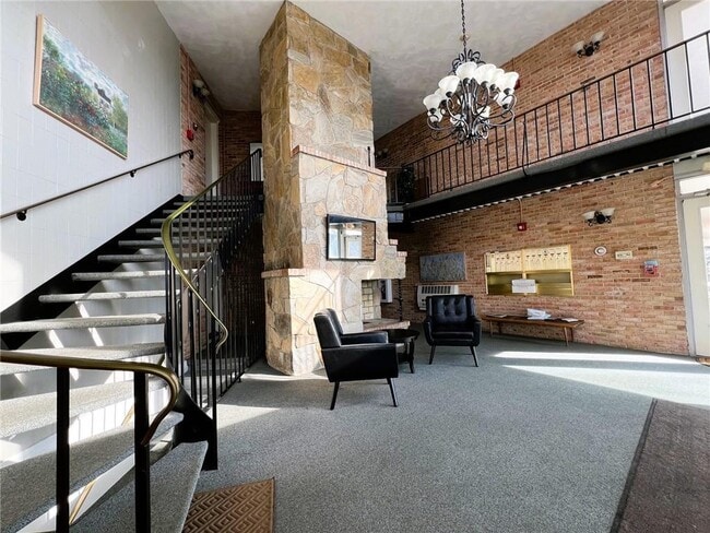 Photo - 2033 Mendon Rd Unit 8