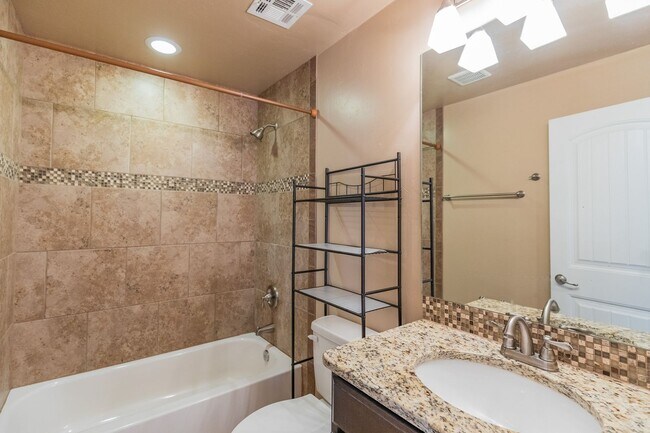 Photo - Updated 3 bedroom 2 bath Home!