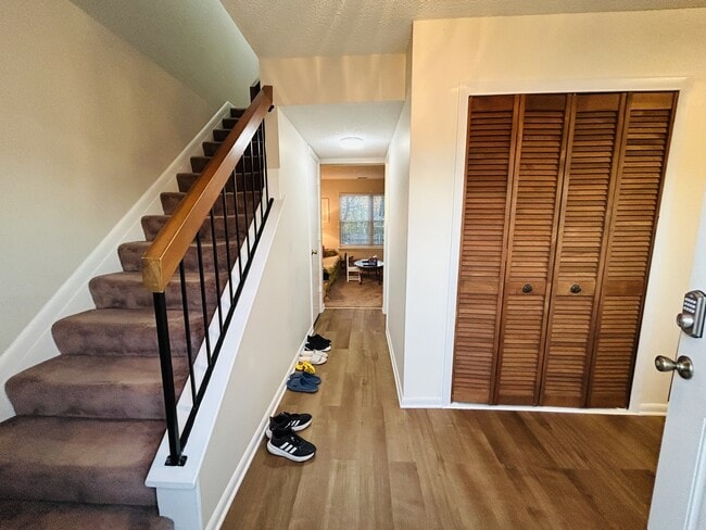 Building Photo - 3888 Chancery Ln