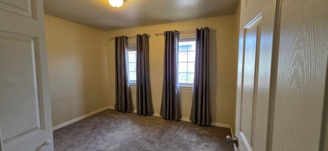 Photo - 1011 Hacienda Ct