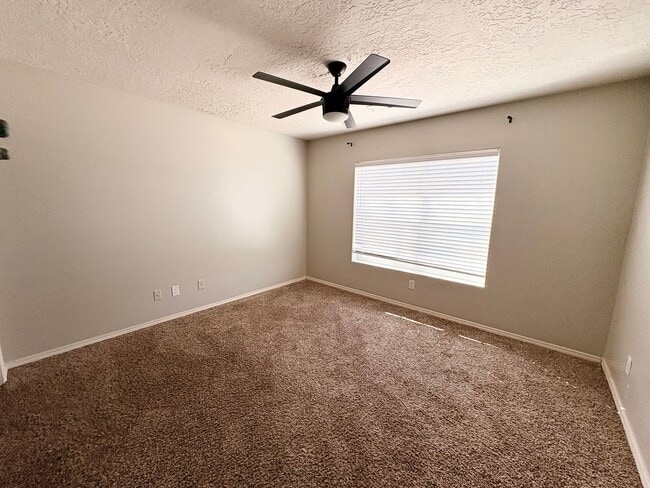 Photo - 4626 N Backstretch Rd