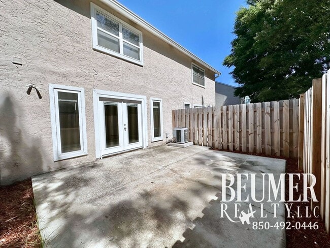 Photo - Charming 2 bedroom, 2.5 bath townhome for rent in SW Pensacola!