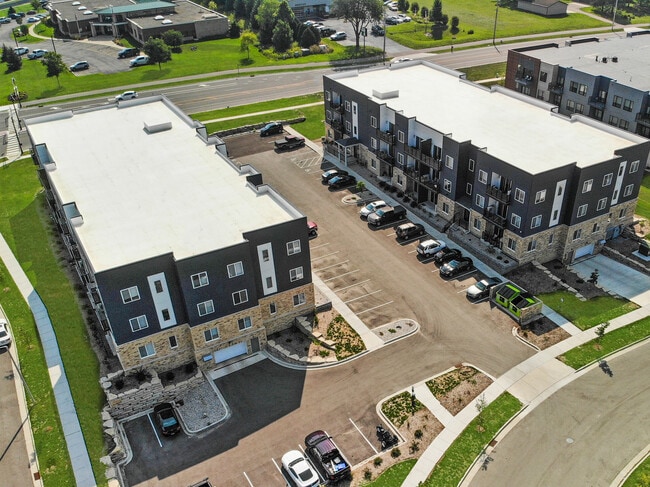 The Edge at Cottage Grove (1300 & 1400 buildings)