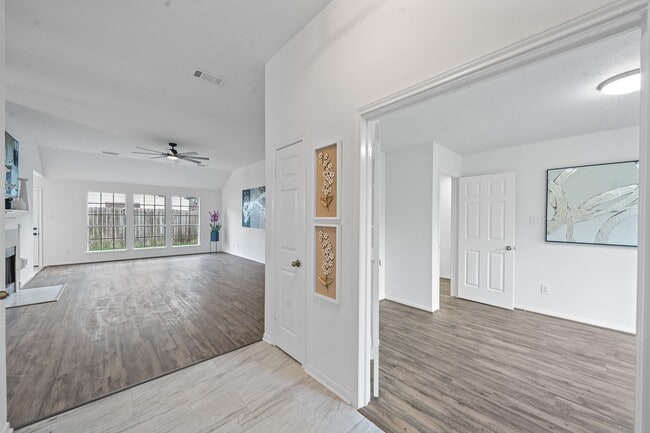 Photo - 22719 Old Church Ln