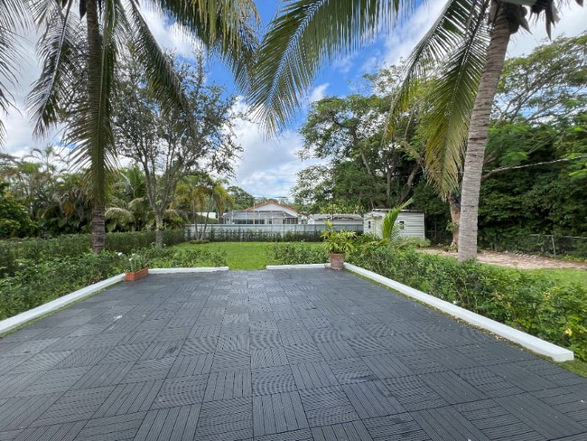 Photo - 6415 SW 82nd St