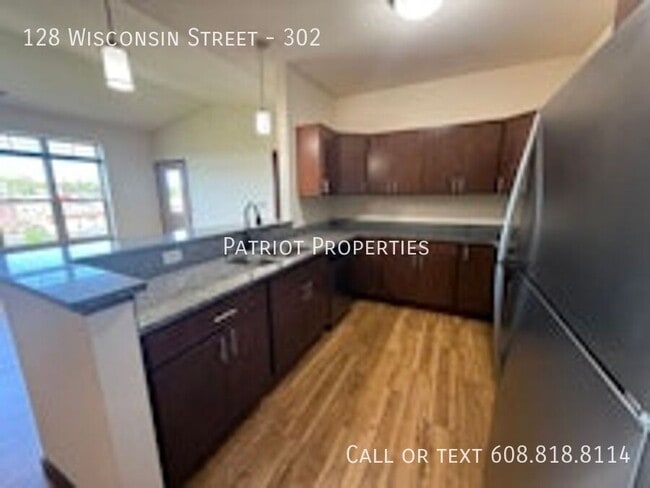 Photo - 128 Wisconsin St Apartment Unit 302