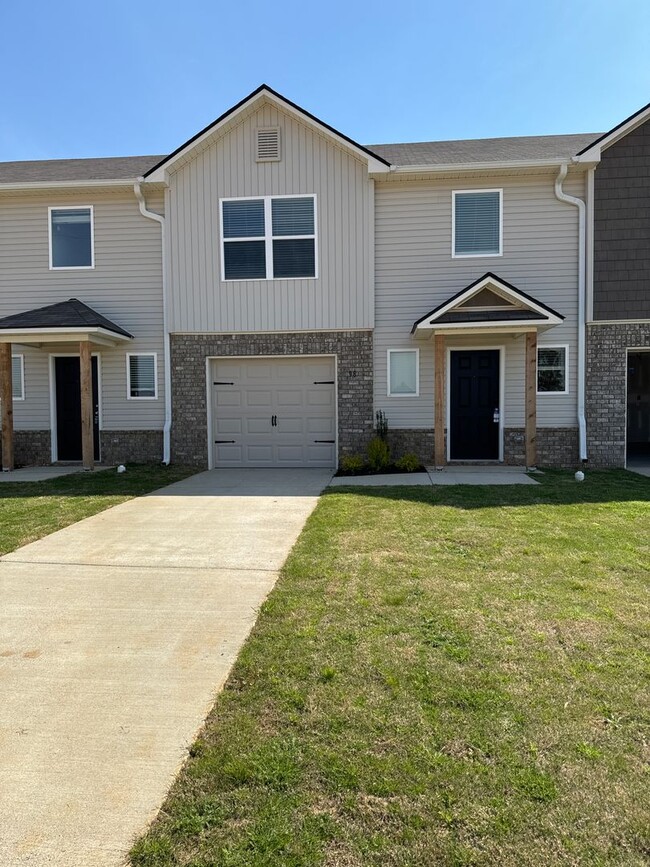 Photo - *Preleasing Now* -Three Bedroom | Two and a Half Bath Townhome in Driftwood | Lincoln Schools!