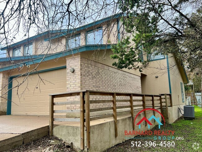 Building Photo - Available NOW: 3 bedroom, 2.5 Bath Rental