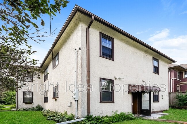 Photo - 969 St Clair Ave