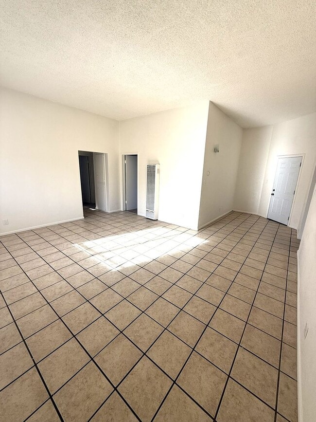Photo - 3 bedroom apartment with a patio ***$250 gift card*** Unidad 4526D