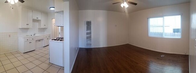 Photo - North Park Charmer! 1bdr with hardwood floors (Texas)