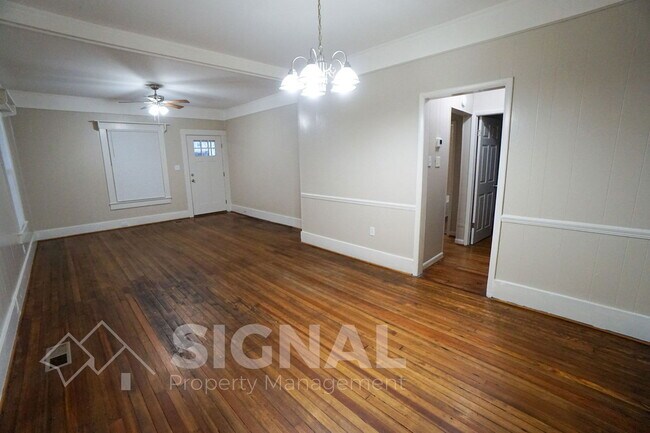 Photo - 1194 Birmingham St