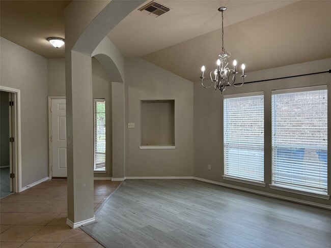 Photo - 4507 Indian Gardens Way