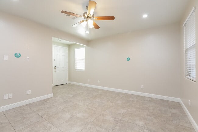 Photo - 10115 Mayflower Bay Ave