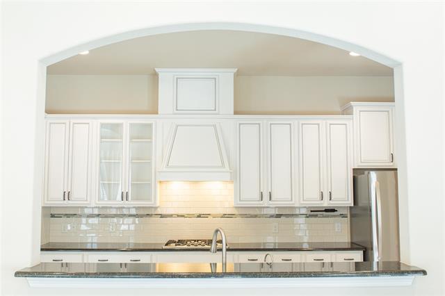 Photo - 638 Enfield Dr