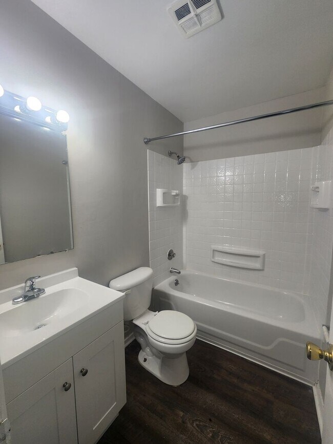 Photo - Cozy 1-Bedroom Bungalow – Easy Single-Level Living Unit LD4701