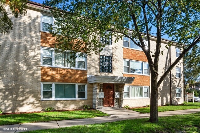 Photo - 2654 W Touhy Ave Condo Unit 2N