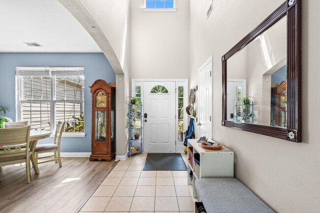 Photo - 587 Tuckahoe Rd