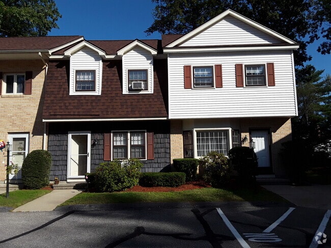 Building Photo - 140 golfview dr Rental