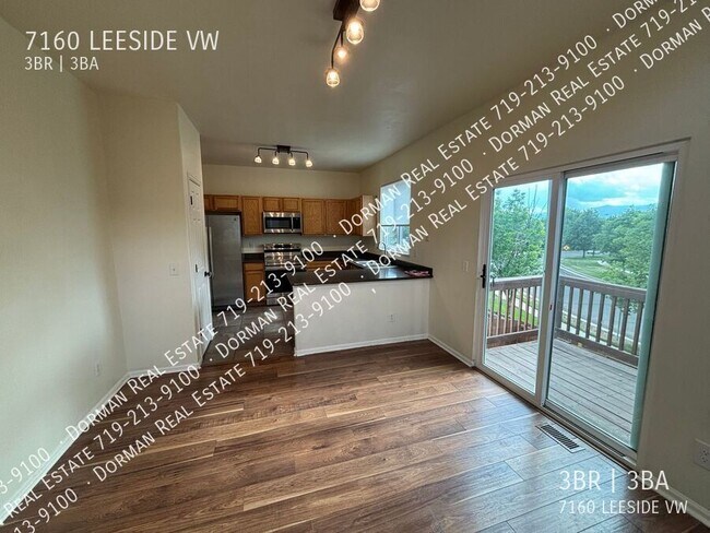 Photo - 7160 Leeside View