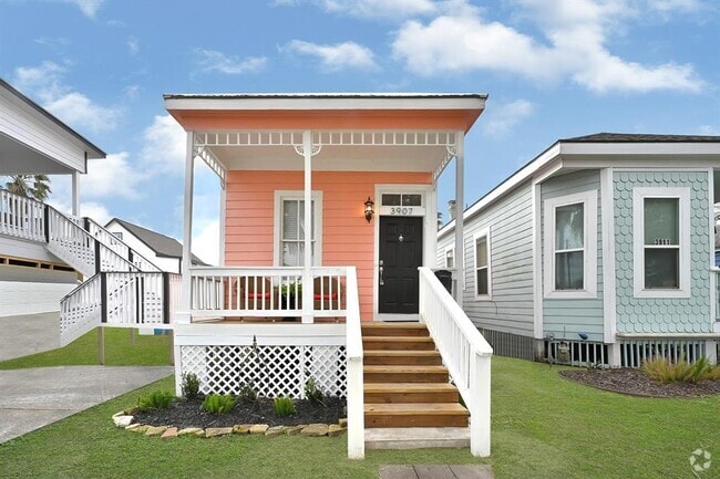 Building Photo - 3907 Ursuline St Rental