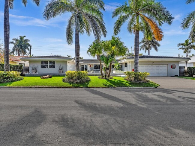 Photo - 840 S Southlake Dr
