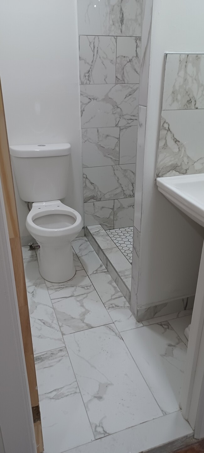 Photo - 341 Midwood St