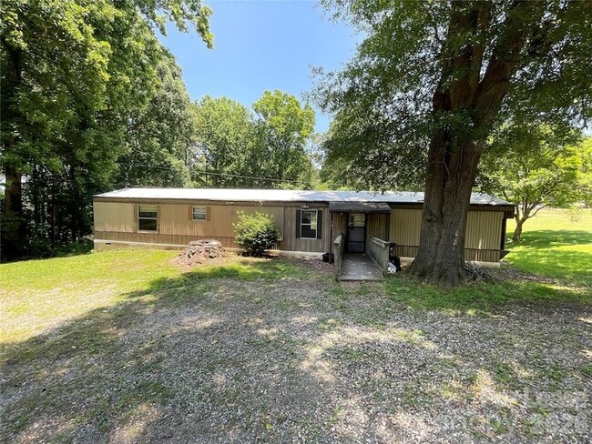 Building Photo - 6143 Glenn Teague Rd