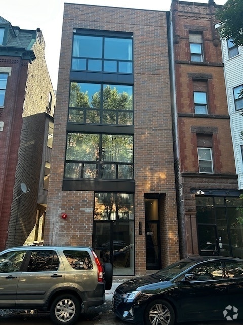 Building Photo - 1507 N Sedgwick St Rental