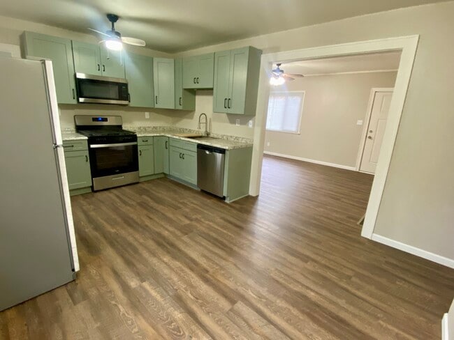 Photo - 1454 Pin Oak Dr