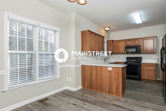 Photo - 3 Bedroom Pet-Friendly Home in Garner, NC with Main Street Renewal