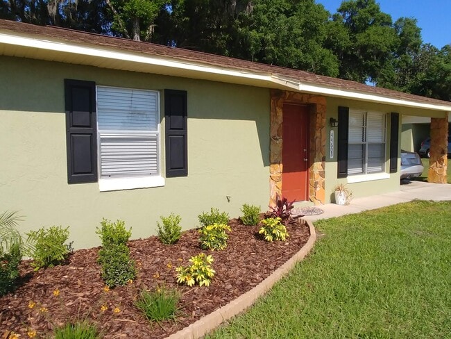 Building Photo - 4460 County Road 472 Unit B Rental