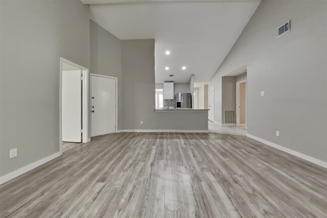 Photo - 10207 Horseshoe Bend Dr