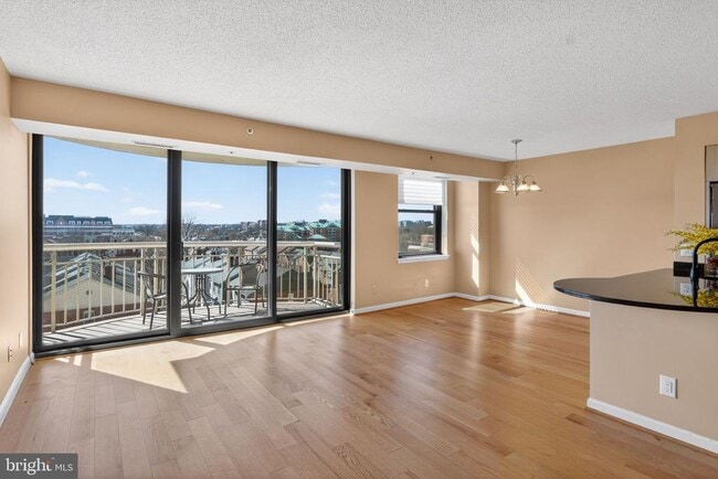 Photo - 1200 Braddock Pl Unidad 601