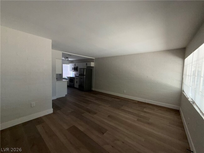 Photo - 1628 Thelma Ln