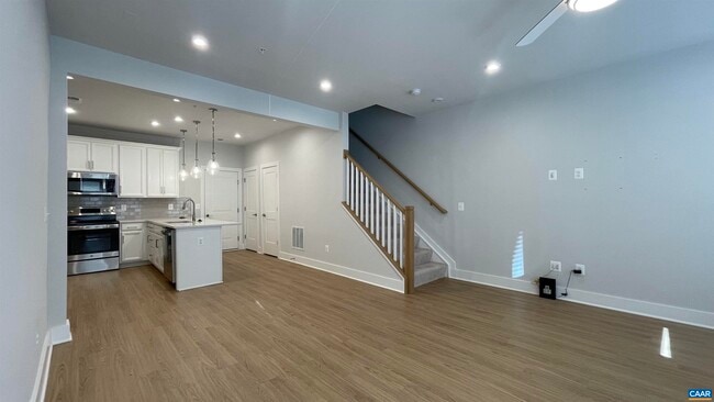 Photo - 809 Wesley Ln