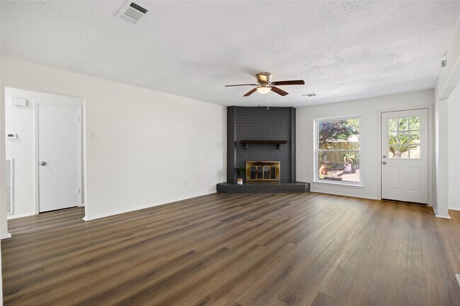 Photo - 8343 Carriage Creek Dr