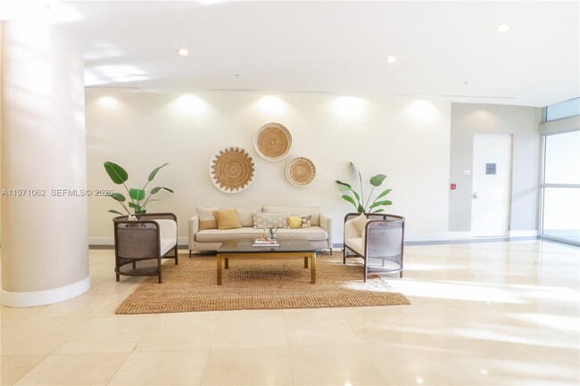 Photo - 2200 NE 4th Ave Unidad 606