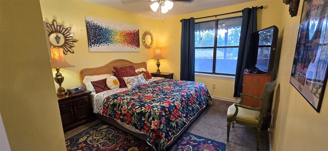 Photo - 17018 Water Oak Dr