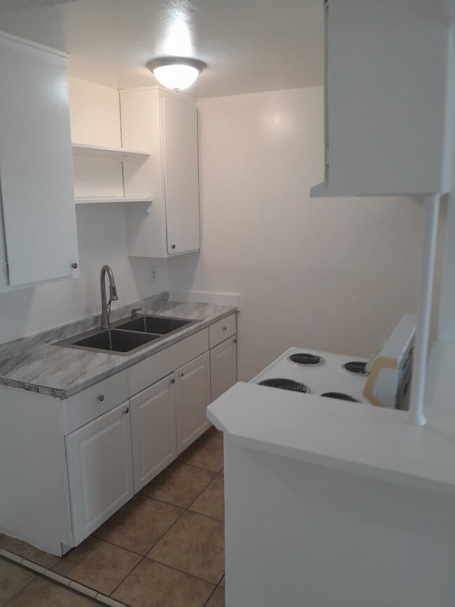 Photo - 567 N Mountain View Ave Unidad Apt 25