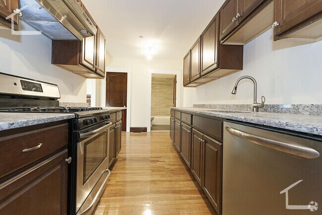 Building Photo - 21 S Hobart St Unit 2 Rental