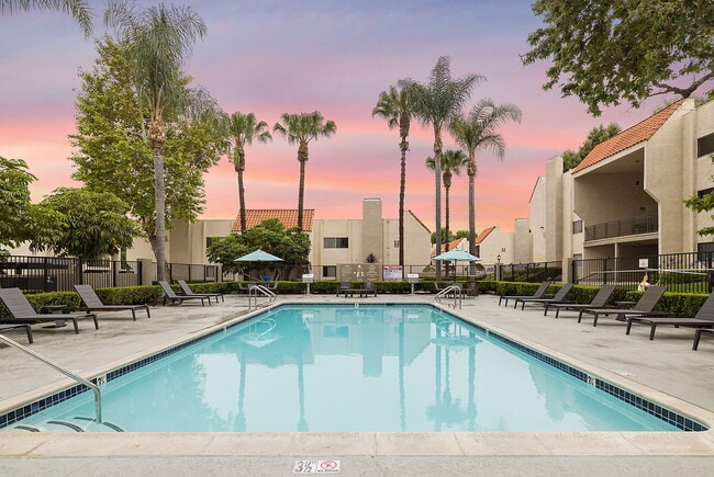 Building Photo - Villa Angelina