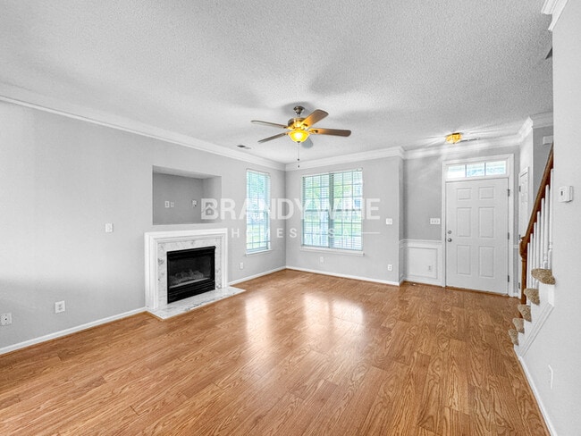 Photo - 4154 Whitney Pl NW