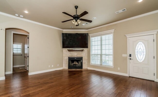 Photo - 7900 Shreveport Dr