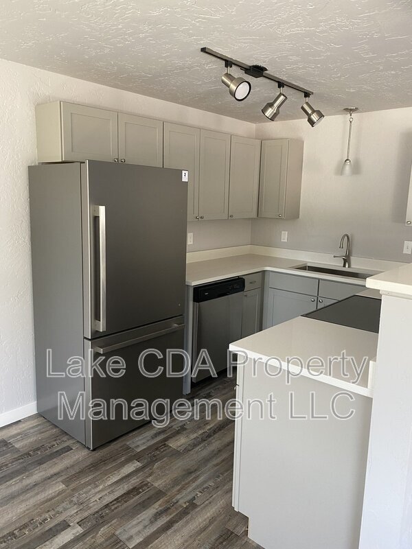 Photo - 1419 E Stiner Ave Unidad 1419