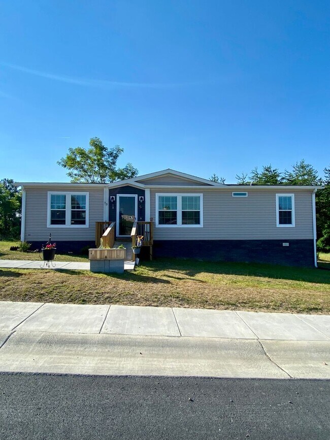 Home in Augusta Woods!! - Home in Augusta Woods!!