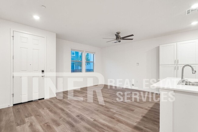 Photo - 3027 Magical Walk