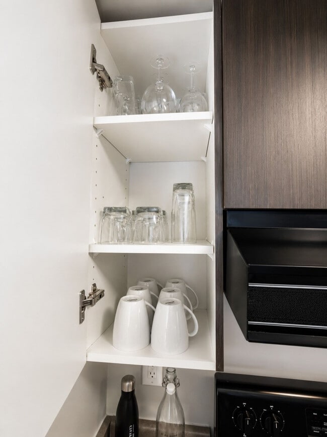 Photo - 570 Bay St. Unit SI ID1580608P