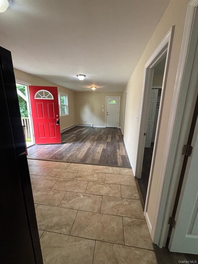 Photo - 1121 Woodcrest Ave